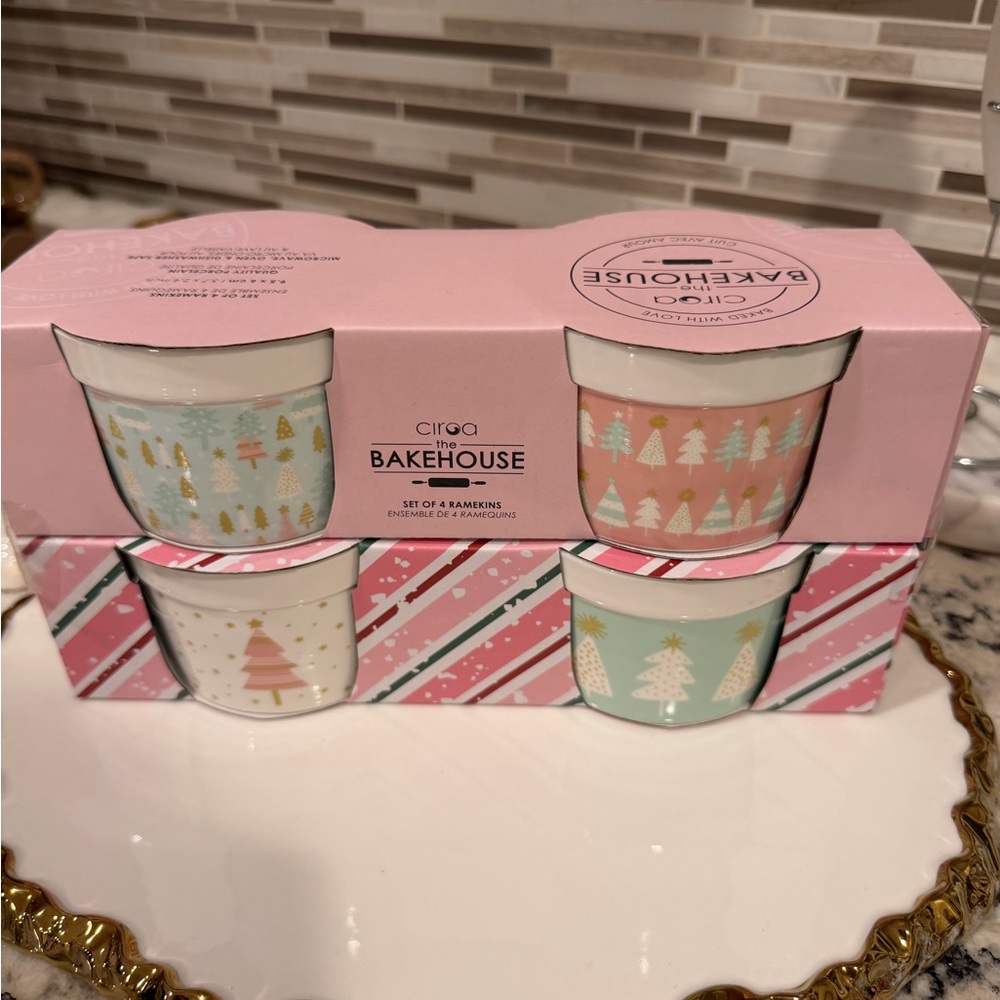 Holiday Ramekins Set - Pink, Green, White